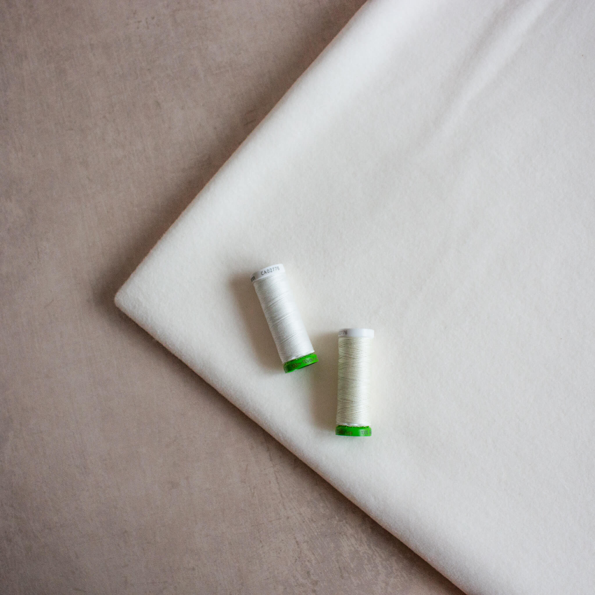 Remnant - Organic Cotton Fleece Fabric in Ecru 0.58m