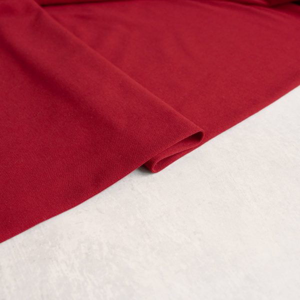 organic cotton jersey in scarlet red