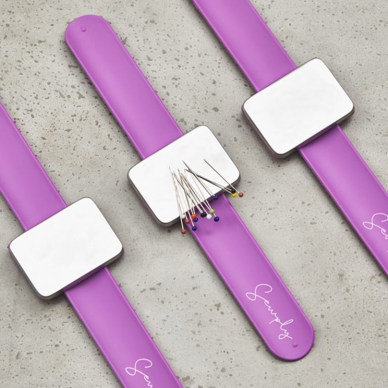 Sewply Magnetic Bracelet Pin Holder in purple