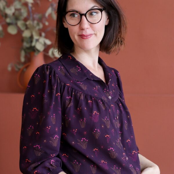 lise tailor wearing purple floral viscose blouse