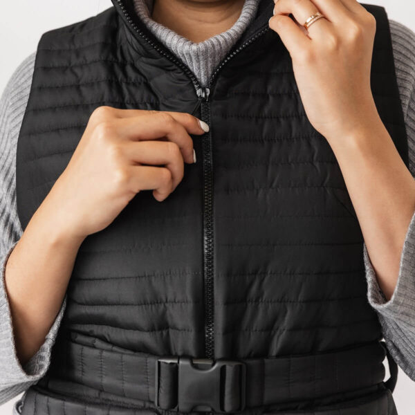 puffer vest in black