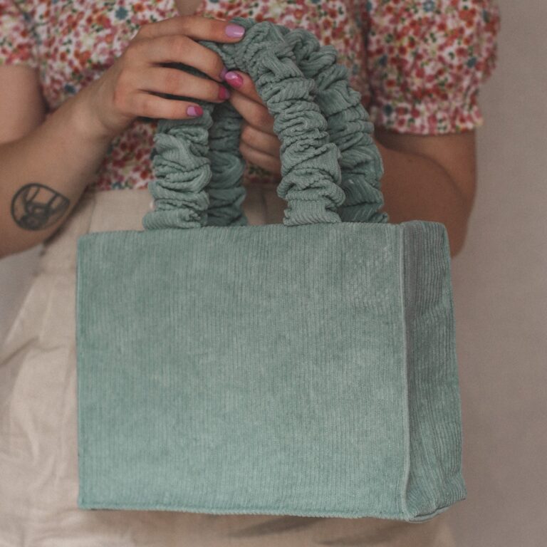 Scrunchie Tote by Cool Stitches