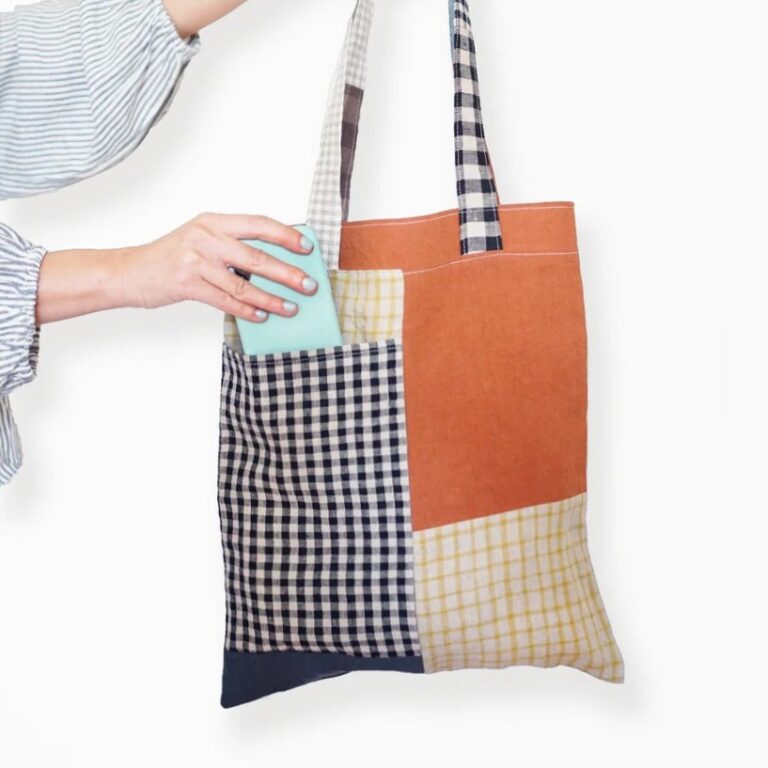 Stash Pocket Tote by Matchy Matchy Sewing Club