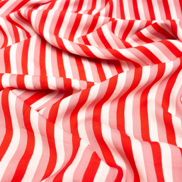 good-fabric-lise-tailor-viscose-poppy-red-stripe-print-pattern