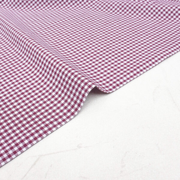 Small Check Gingham Cotton Poplin Fabric in Aubergine