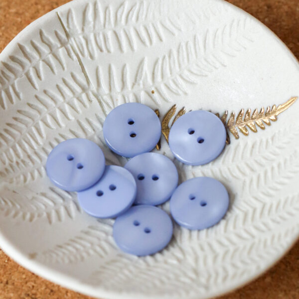 Lise Tailor 18mm Sparkle Button in Cloud Blue